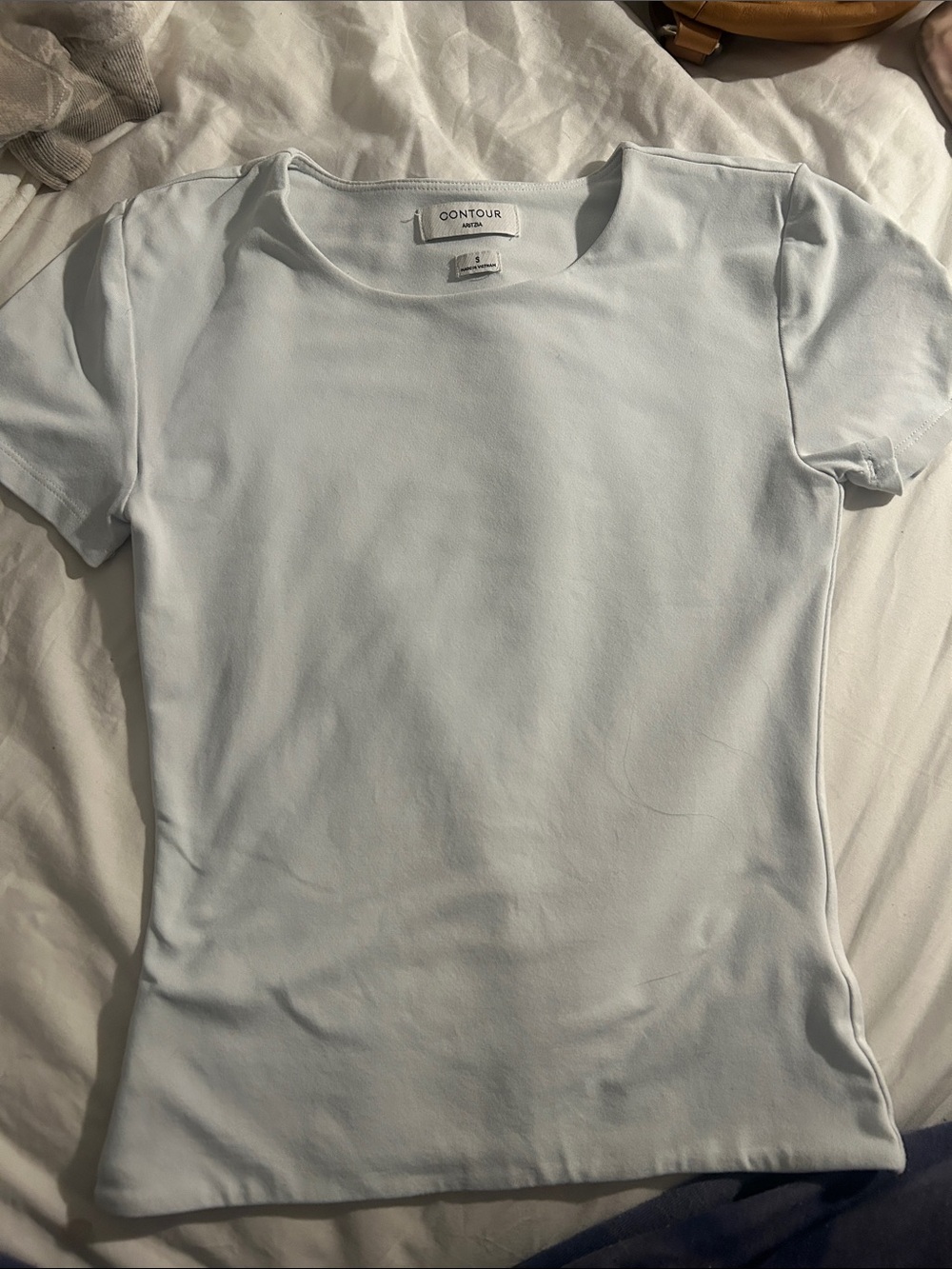 Aritzia Contour White Short Sleeve Size S